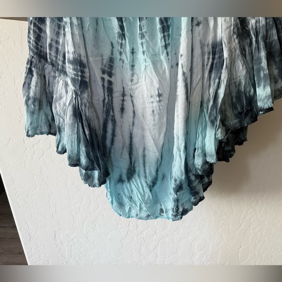 Elan|Anthro Tie Dye Blue Ruffled Blouse with Dramatic Sleeves,Boho style•••OS - Picture 5 of 11